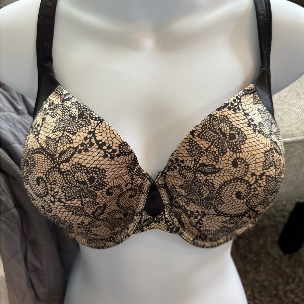 Playtex Black and Cream Bra